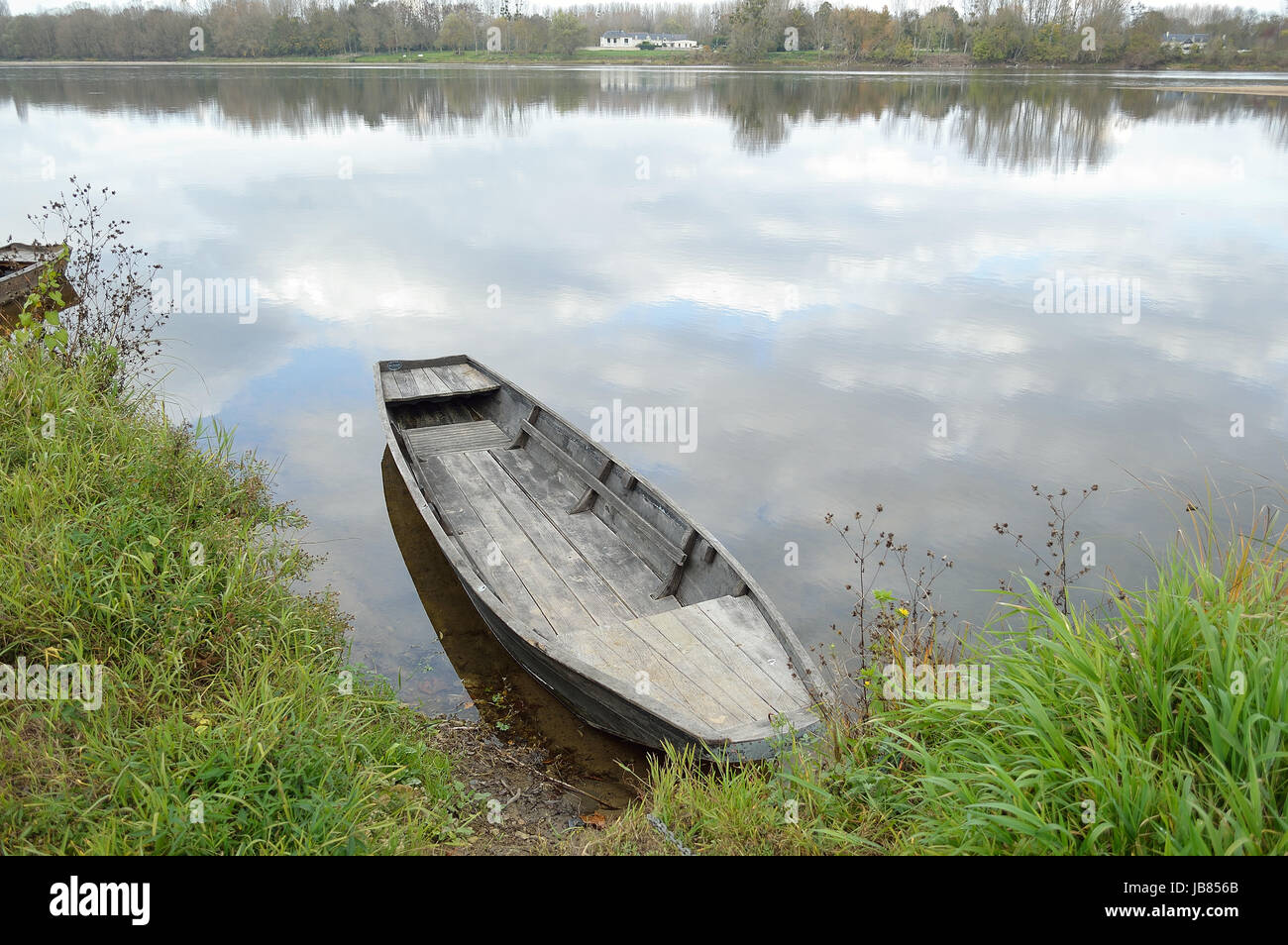 Les petits bateaux sur la Loire en France. Banque D'Images