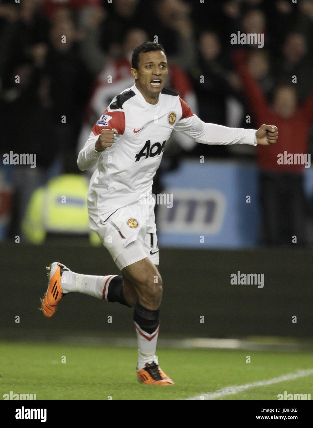 NANI CÉLÈBRE LOUPS V MANCHESTER UNITED MOLINEUX STADIUM WOLVERHAMPTON ENGLAND 05 Février 2011 Banque D'Images