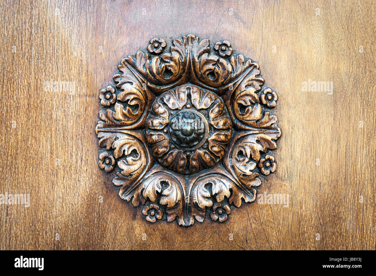 Broche Rosace En Bois Des Années 2000 - Bijou Vintage Occasion
