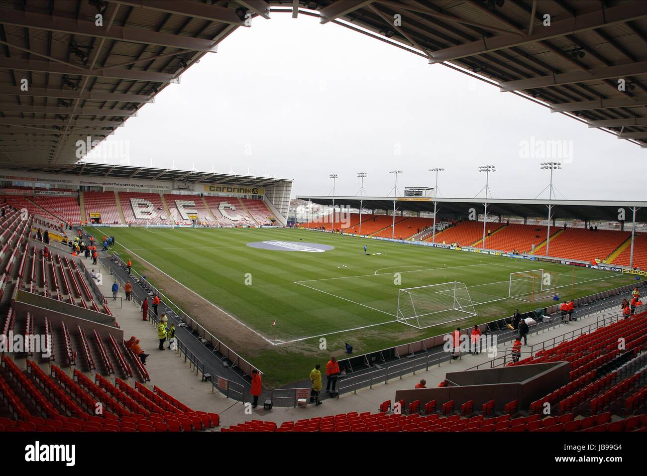 BLOOMFIELD ROAD BLACKPOOL FOOTBALL STADIUM STADE DE FOOTBALL BLACKPOOL BLACKPOOL BLOOMFIELD ROAD ANGLETERRE 23 Avril 2011 Banque D'Images