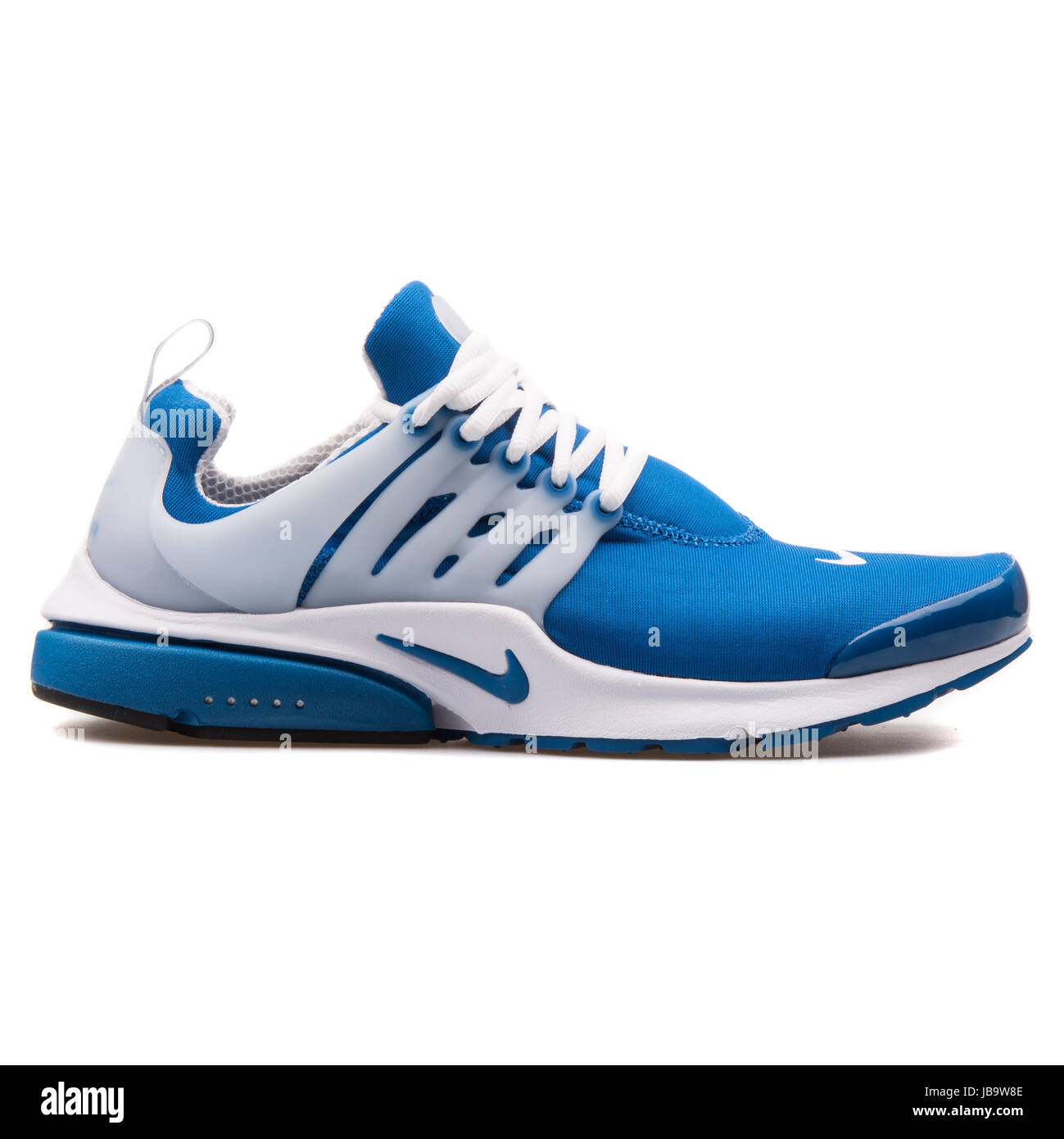 Nike Air Presto bleu et blanc QS Men's chaussures running - 789870-413  Photo Stock - Alamy