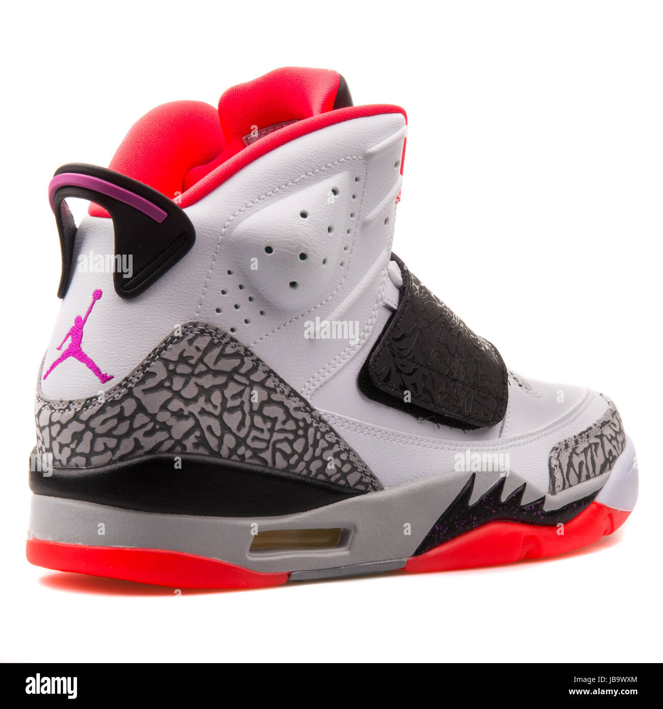 Nike jordan Fils de blanc, noir et gris pour homme - Chaussures 512245-105  Photo Stock - Alamy