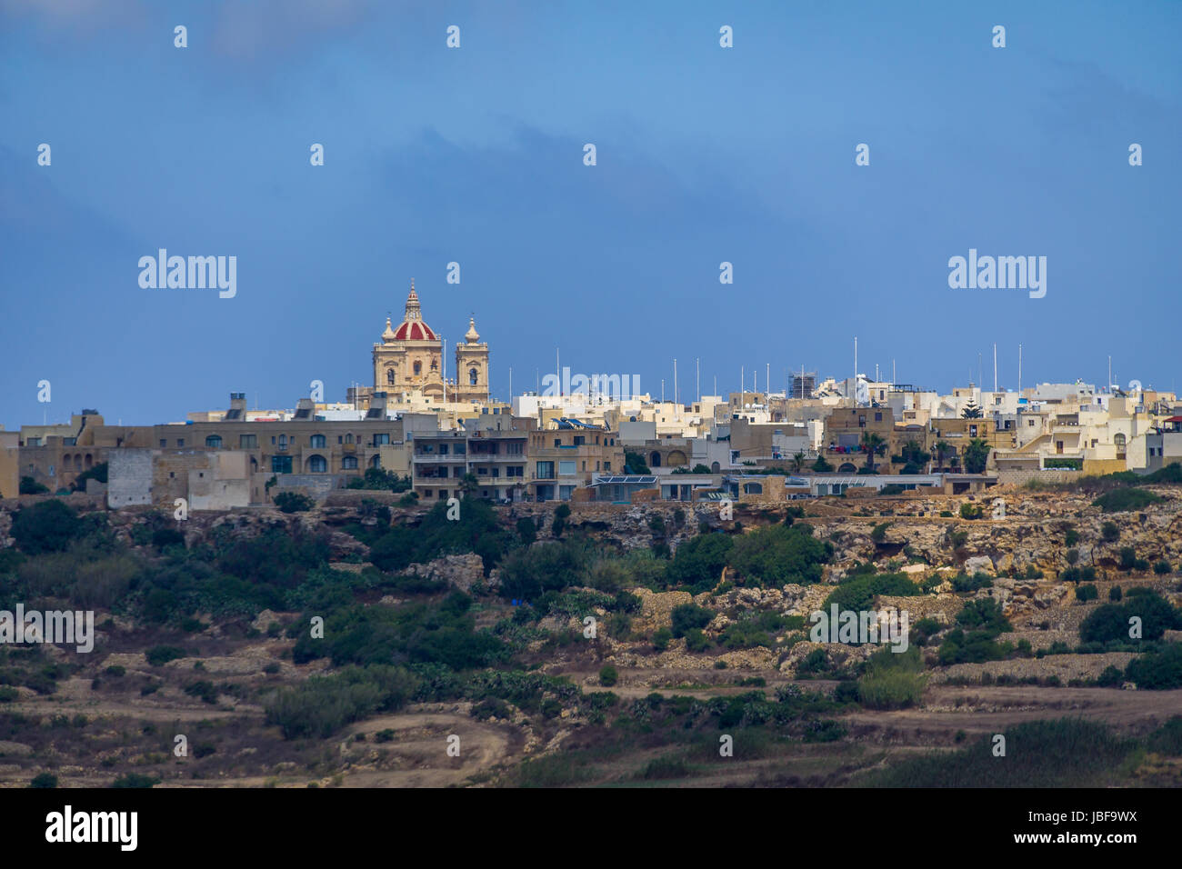 Victoria city skyline avec Basilique Saint George - Victoria, Gozo, Malte Banque D'Images