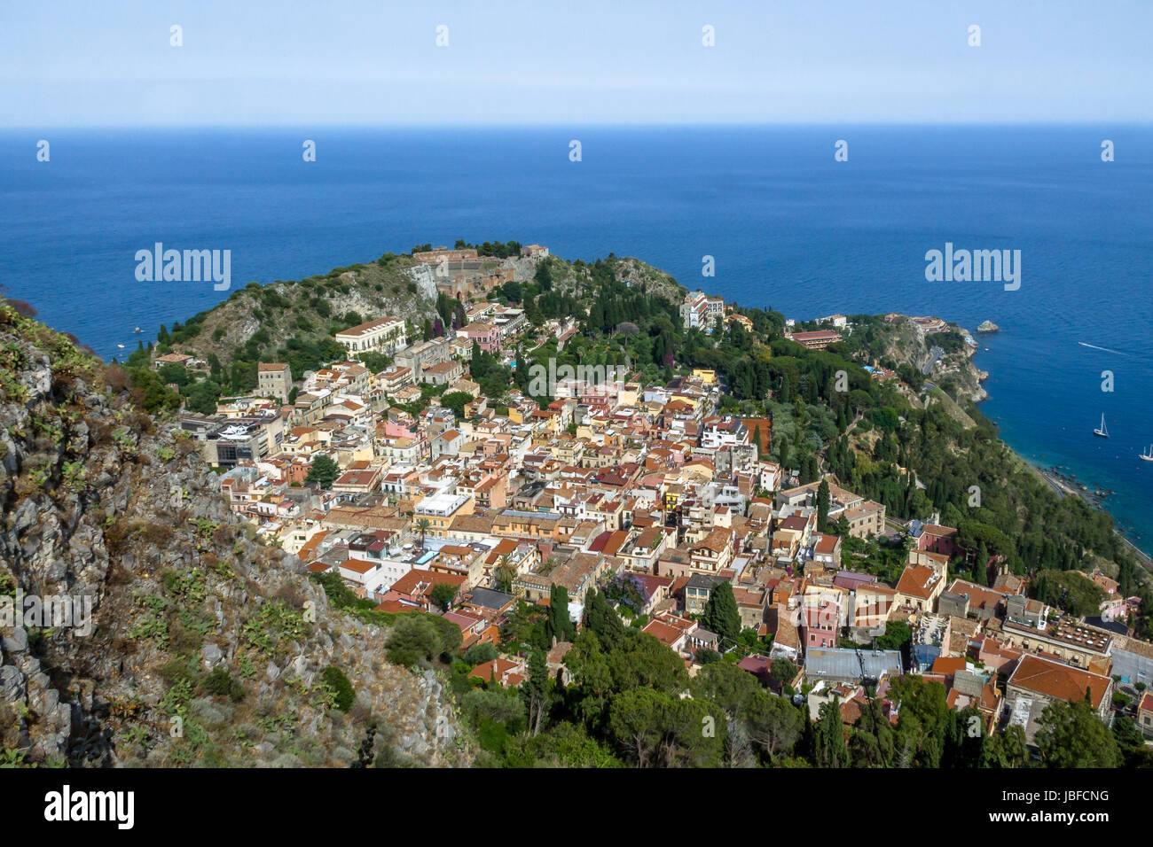 Vue aérienne de la ville de Taormina - Taormina, Sicile, Italie Banque D'Images