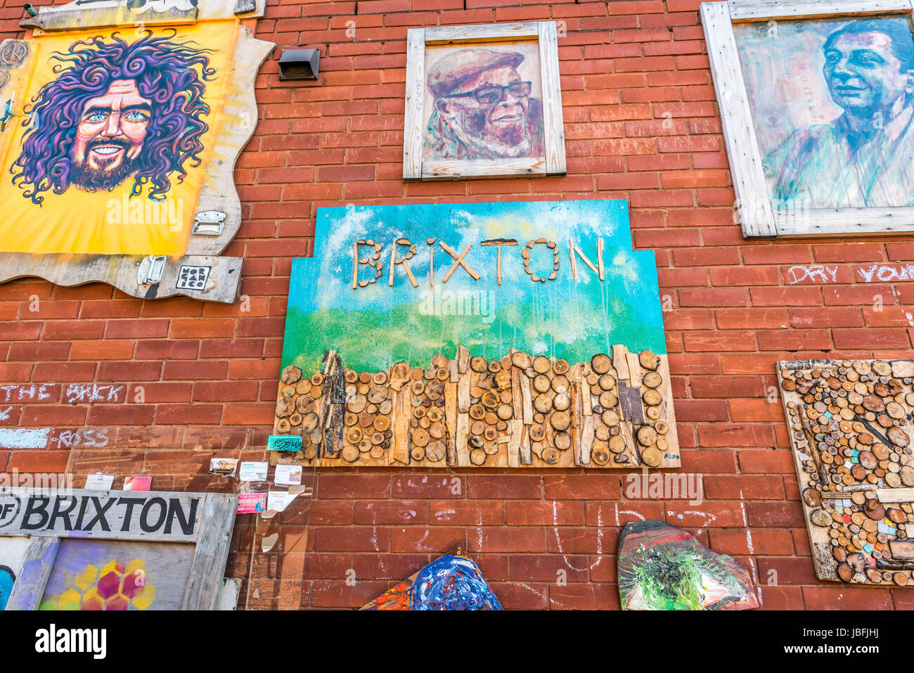 Londres, Royaume-Uni - 10 juin 2017 : Brixton Brixton Road Station Village et marché. Marché coloré et communauté multiculturelle événementielle des trad Banque D'Images