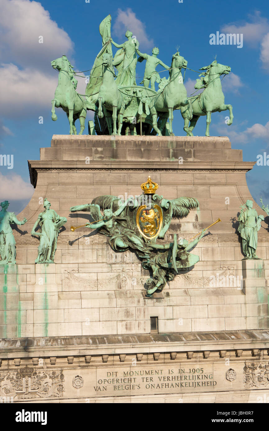 Triumphal Arch in Cinquantennaire Park à Bruxelles, Belgique Banque D'Images