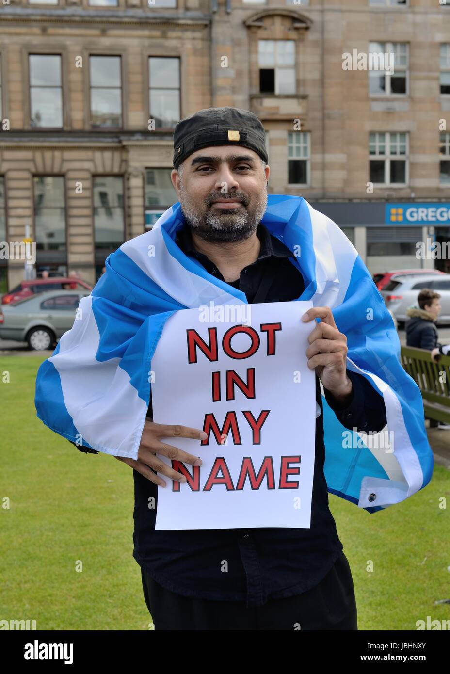 George Square, Glasgow, Ecosse, Royaume-Uni. 11 Juin, 2017. Un « musulmans position contre le terrorisme' démonstration a eu lieu à Glasgow's George Square. Des intervenants de partis politiques ont assisté à la manifestation. Credit : Douglas Carr/Alamy Live News Banque D'Images