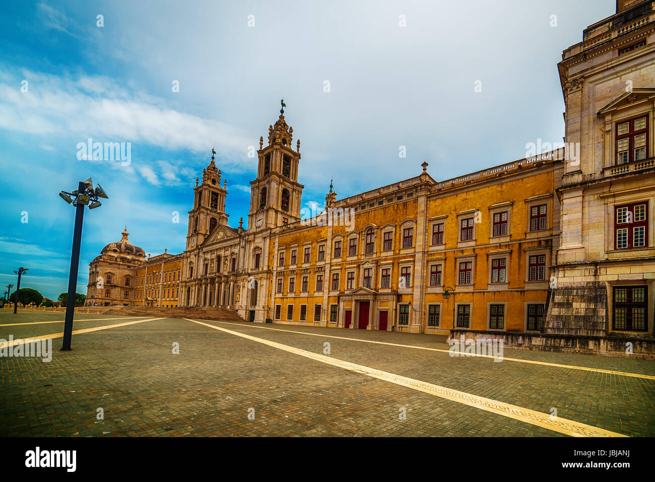 Portugal : le Couvent Royal et palais de Mafra, palais baroques et néoclassiques, monastère Banque D'Images