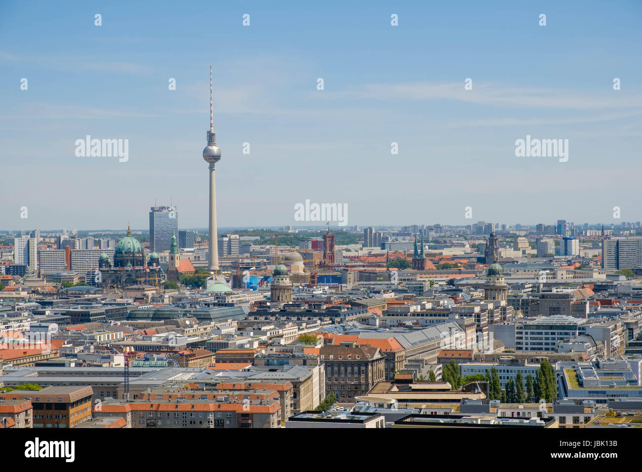 Berlin, Allemagne - le 9 juin 2017 : toits de Berlin city tour de télévision avec un jour d'été à Berlin, Allemagne Banque D'Images