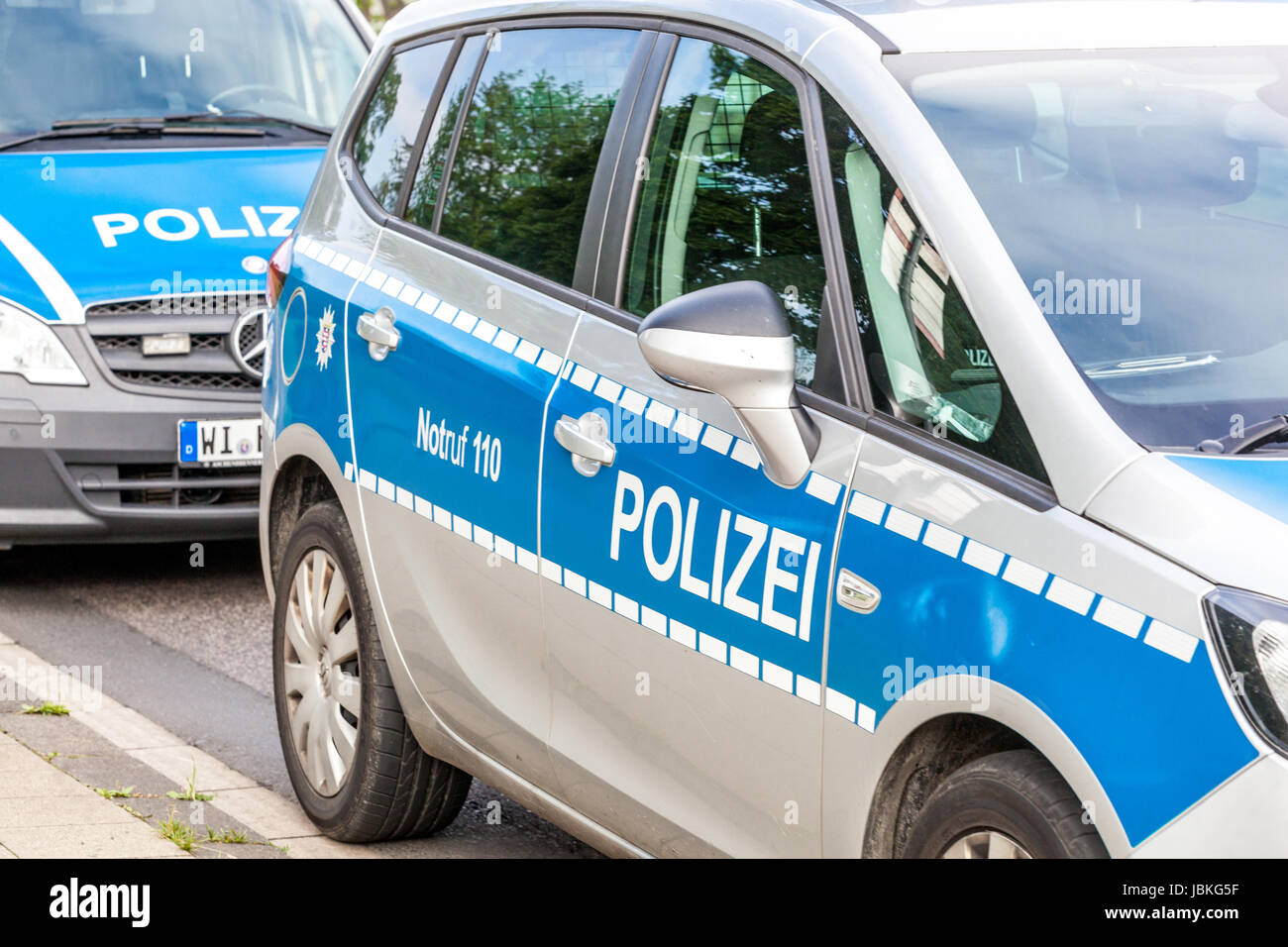Les voitures de la police allemande, l'Allemagne, Kassel, Hesse, Europe Banque D'Images