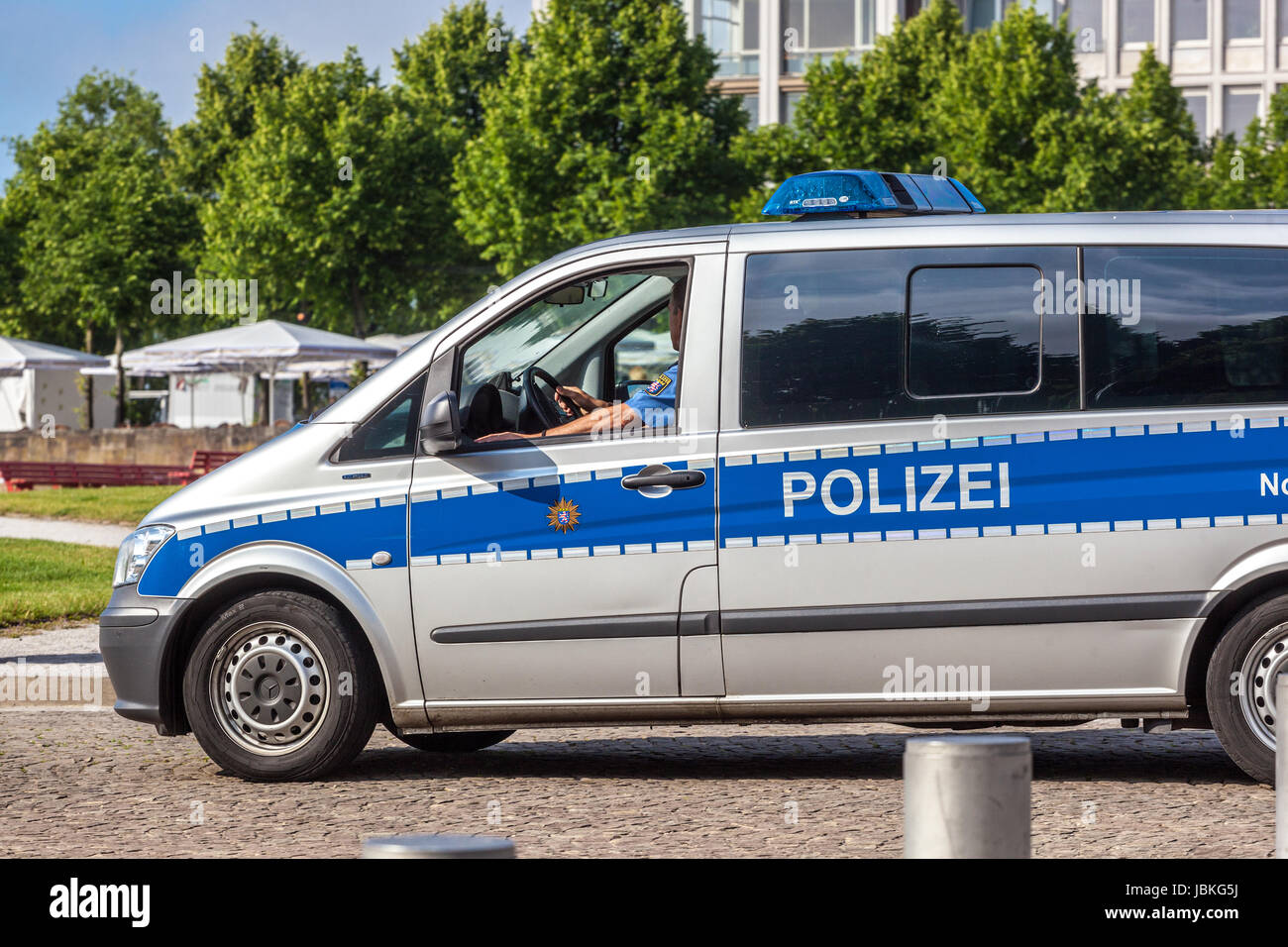 Les voitures de la police allemande, l'Allemagne, Kassel, Hesse, Europe Banque D'Images