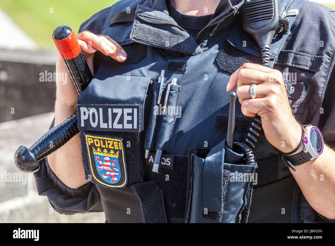 Uniforme de police allemand, police allemande femme policière allemande Banque D'Images