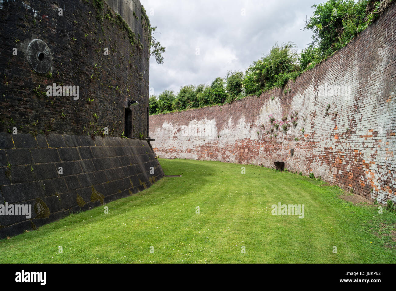 Le fossé sec à Harwich Redoubt, construit 1808-1811, Harwich, Essex, Angleterre Banque D'Images