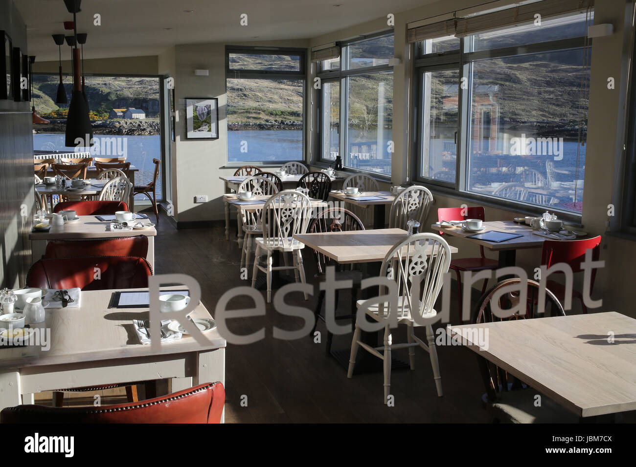Kylesku Hotel dans les Highlands écossais, sur les rives du Loch Glendhu l'Ecosse sur la côte nord route 500 Banque D'Images