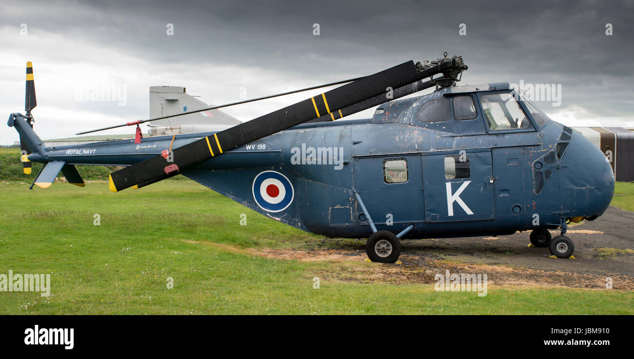 Hélicoptère Sikorsky S.55 Royal Navy au Musée de l'aviation de Solway Banque D'Images