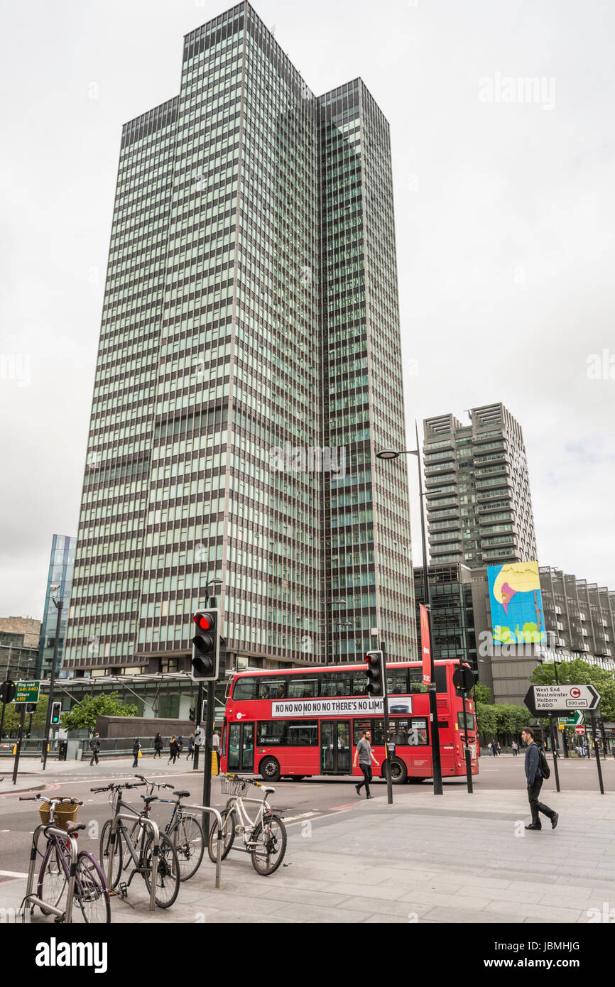 L'Euston Tower sur Euston Road, Londres, UK Banque D'Images