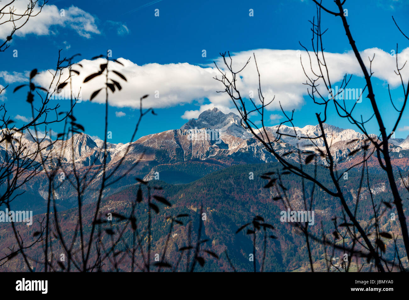 Un sommet de montagne dans les Alpes juliennes en Slovénie Banque D'Images