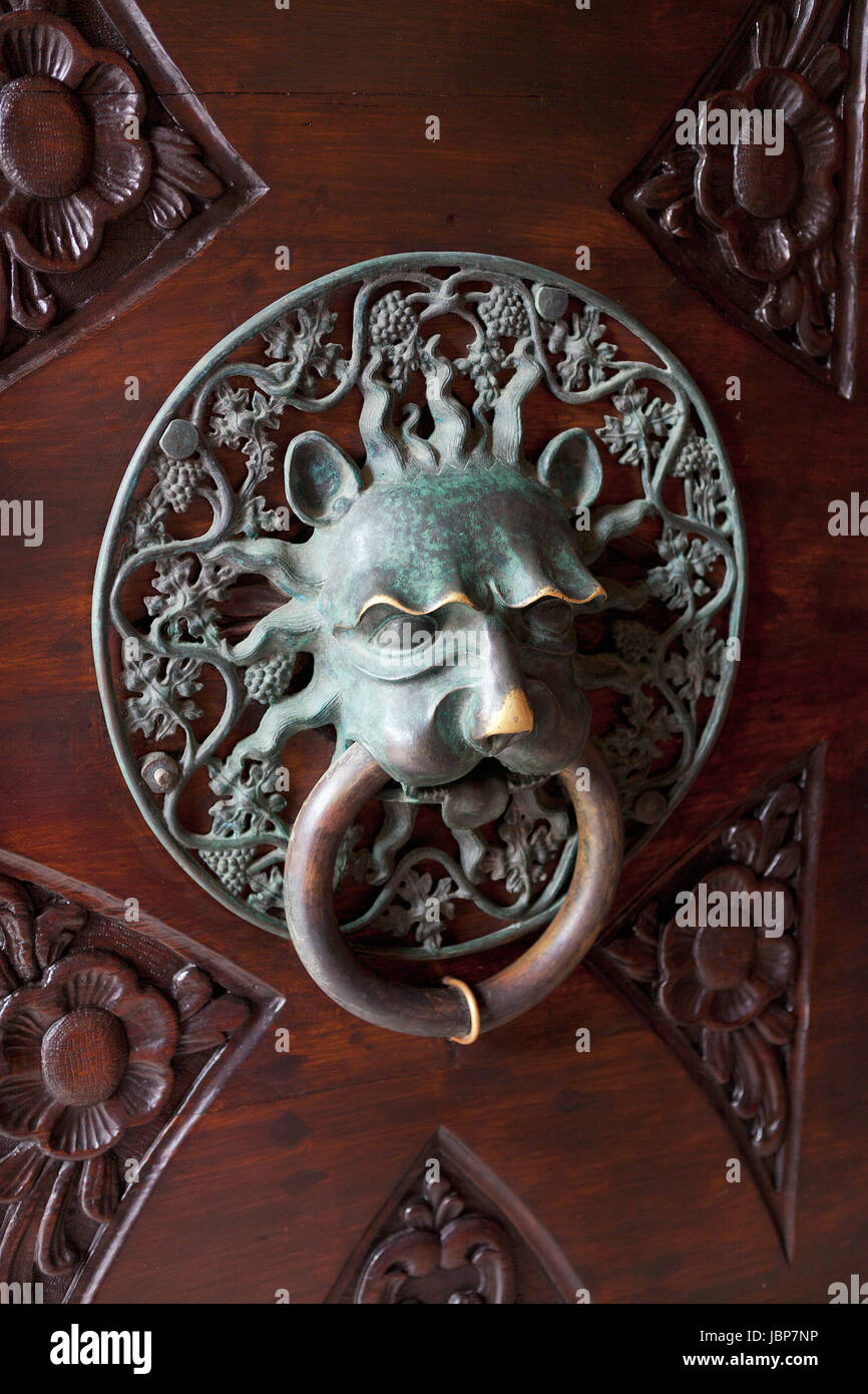 Poignée de porte ouvragée, Palais du recteur, Dubrovnik Banque D'Images