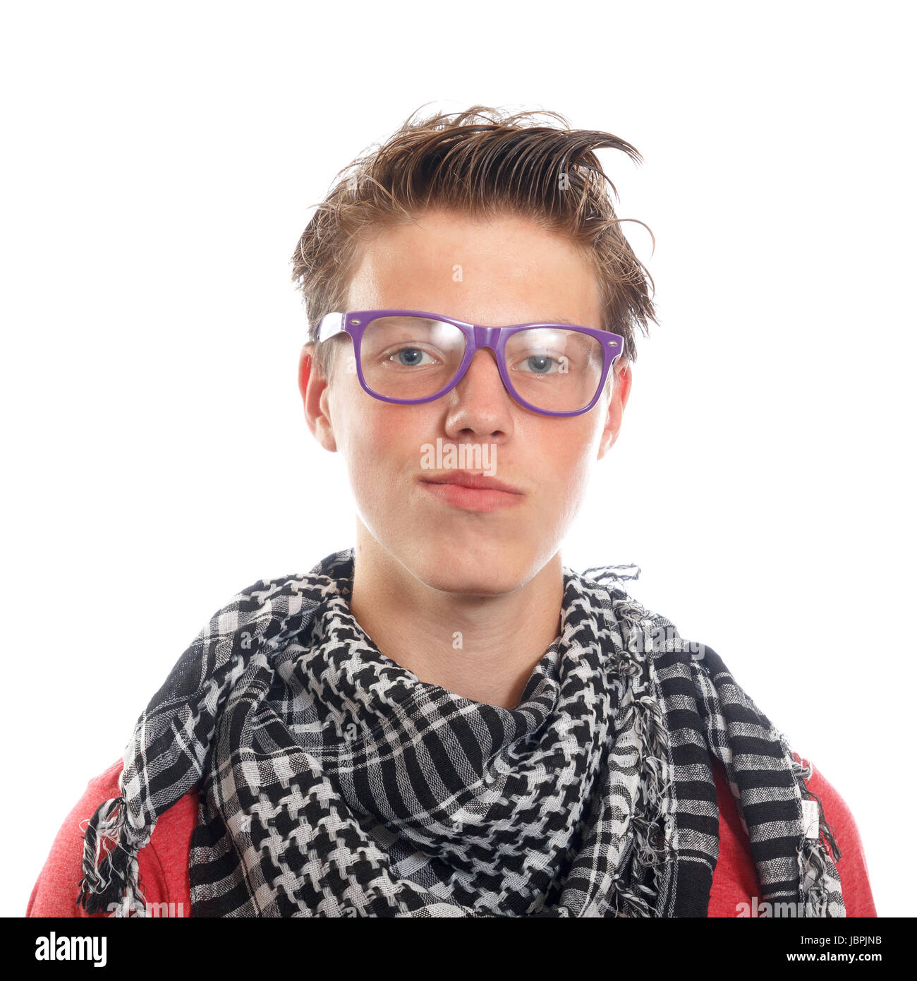 Un garçon ado hipster avec un foulard et des lunettes Photo Stock - Alamy