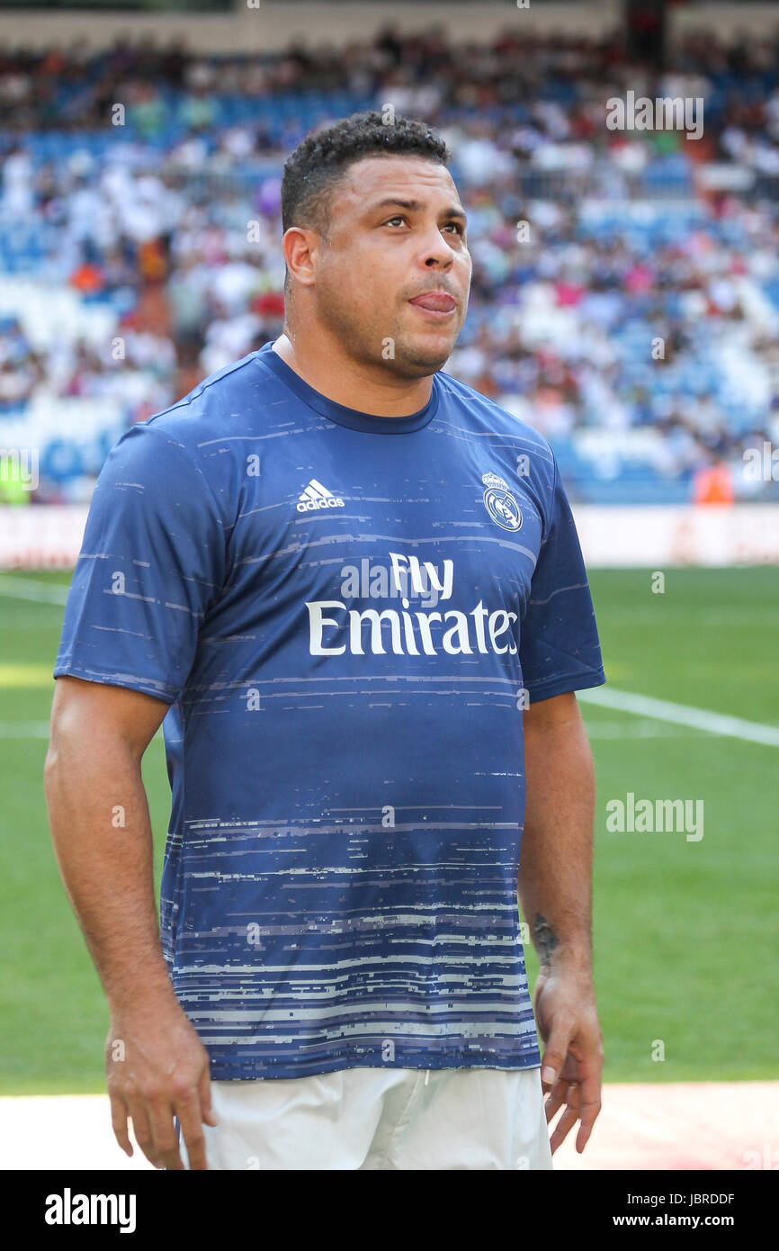 Madrid, Espagne. 11 Juin, 2017. Ancien soccerplayer Ronaldo Nazario pendant le match entre le Real Madrid et légendes A.S. Roma legends à Santiago Bernabeu à Madrid le dimanche 11 juin 2017. Gtres más información : crédit en ligne Comuniación,S.L./Alamy Live News Banque D'Images