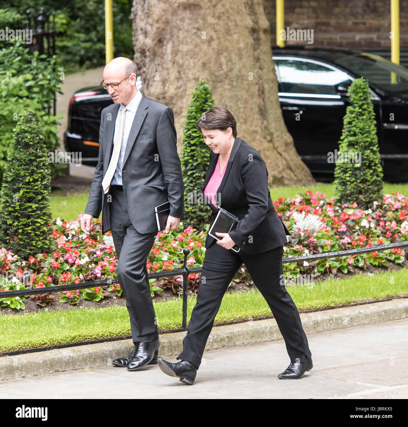 Londres, Royaume-Uni. Jun 12, 2017. Ruth Davidson, chef de la Scottish conservateurs arrive à Downing Street pour une réunion avec le premier ministre, après l'élection générale, Crédit : Ian Davidson/Alamy Live News Banque D'Images