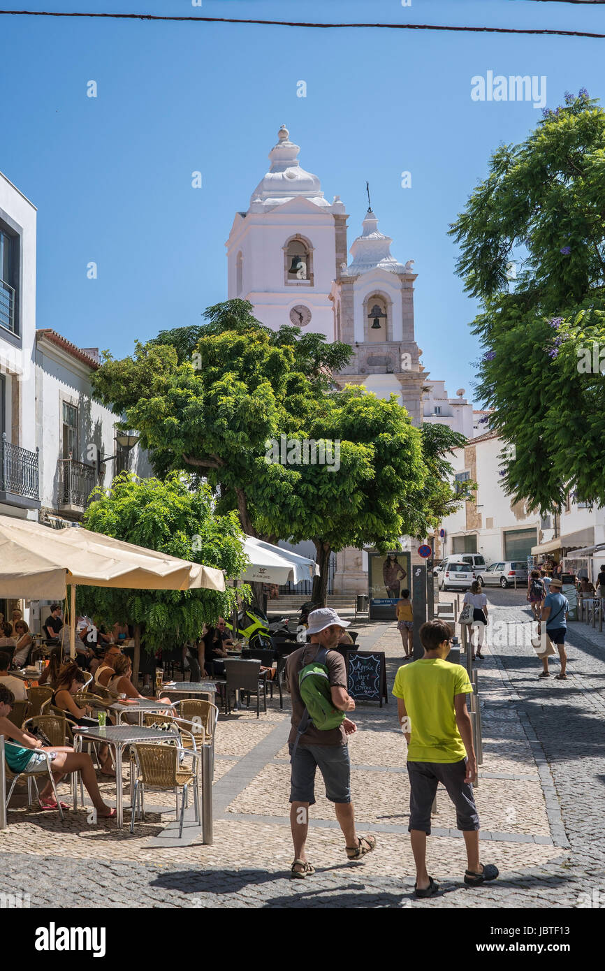 L'Europe, Portugal, Algarve, Lagos, pelican crossing, shopping, personne, , Europa, Fussgaengerzone, foto, Menschen Banque D'Images