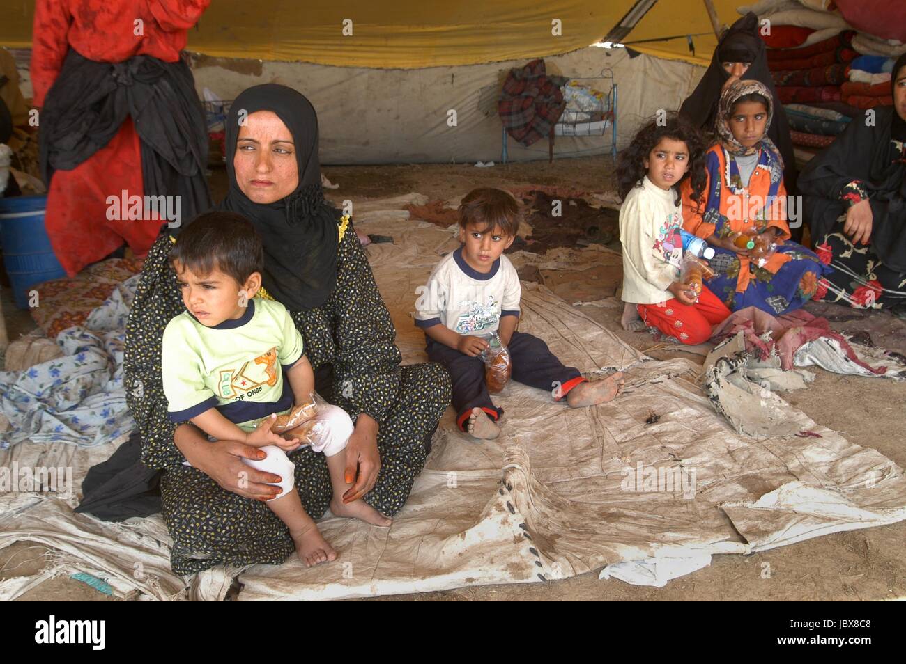 L'Iraq, nomades bédouins campent dans la périphérie de la ville de Nassiriya Banque D'Images