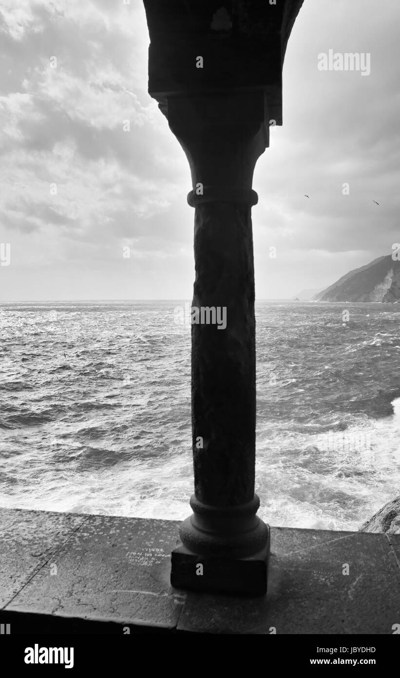 Portovenere italie plage Banque d'images noir et blanc - Alamy