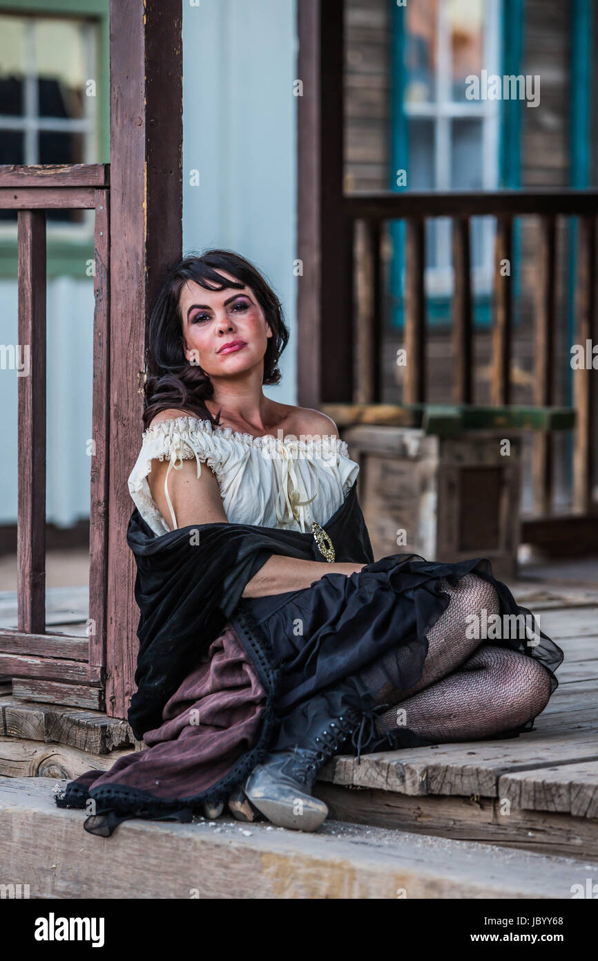 Portrait de l'old west saloon girl Banque D'Images