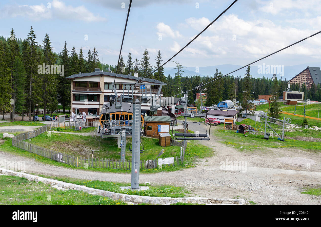 Hautes Tatras, Slovaquie - 11 juin : téléski téléphérique menant à Predne Solisko sommet de montagnes Tatra, le 11 juin 2017 à Hautes Tatras, en Slovaquie. Banque D'Images