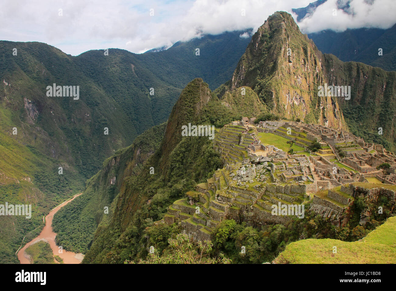 Citadelle Inca de Machu Picchu au Pérou. En 2007 Machu Picchu a été voté l'un des sept nouvelles merveilles du monde. Banque D'Images