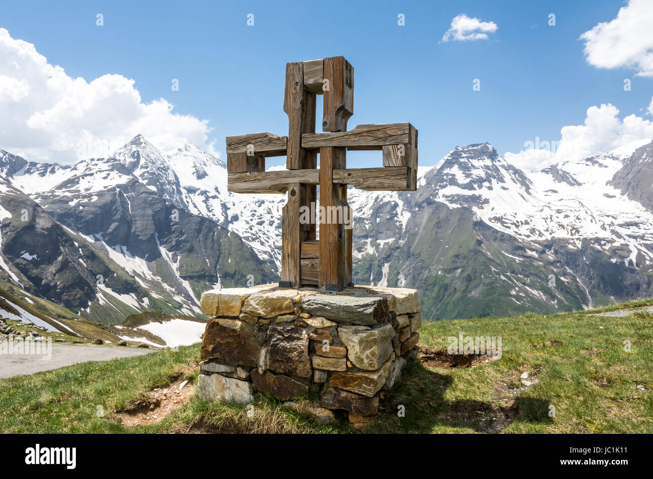 Au sommet cross les montagnes Hohe Tauern en Autriche Banque D'Images