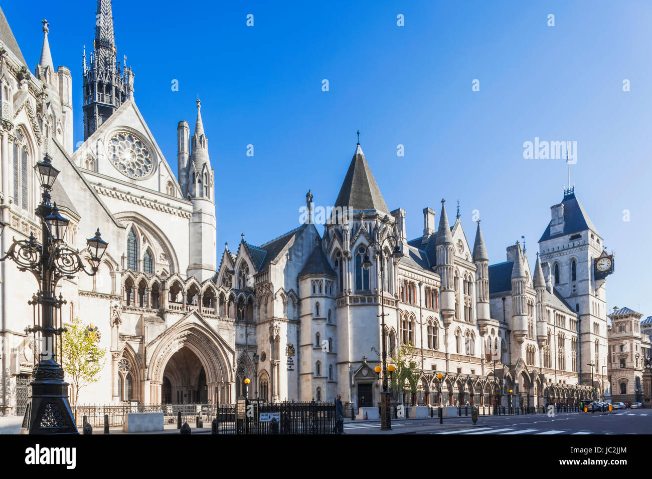 L'Angleterre, Londres, Temple, la Royal Courts of Justice Banque D'Images