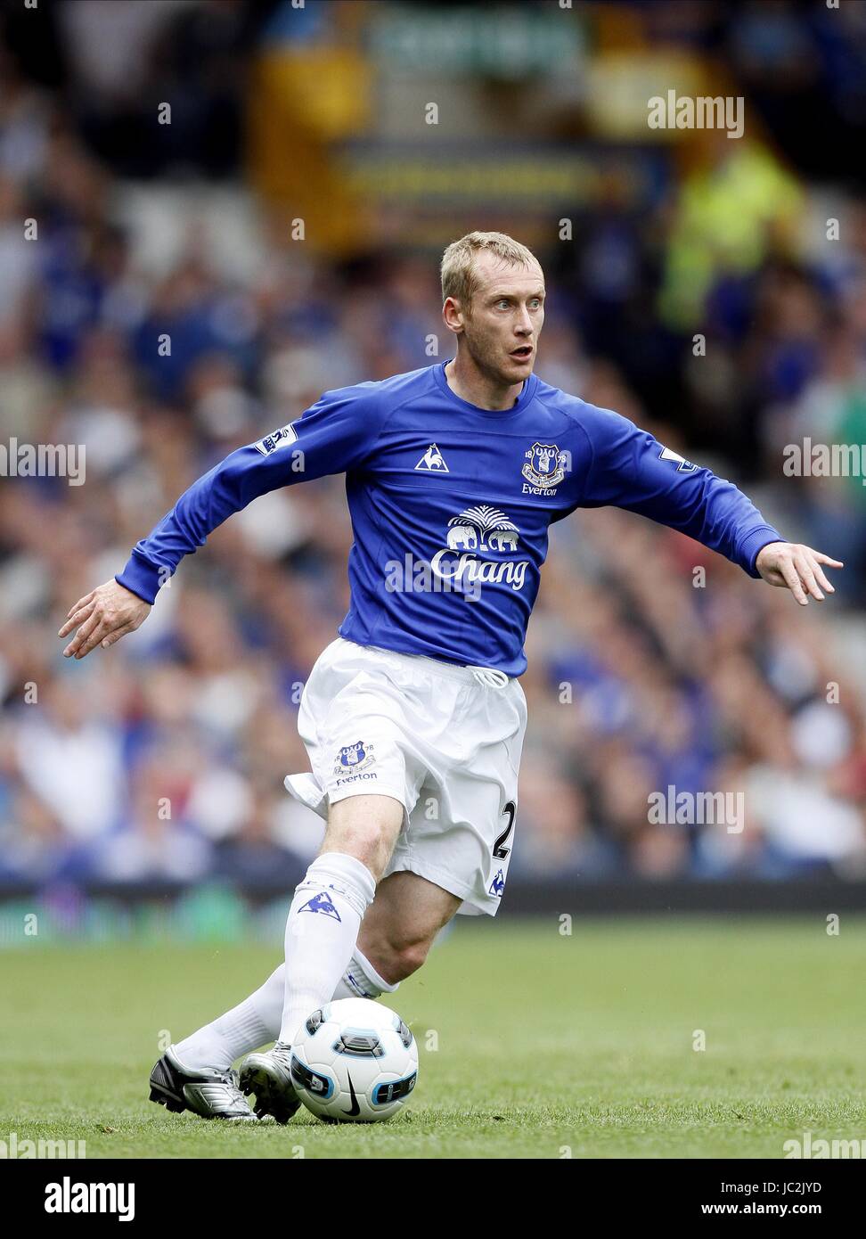 TONY HIBBERT FC Everton GOODISON PARK LIVERPOOL ANGLETERRE 21 Août 2010 Banque D'Images