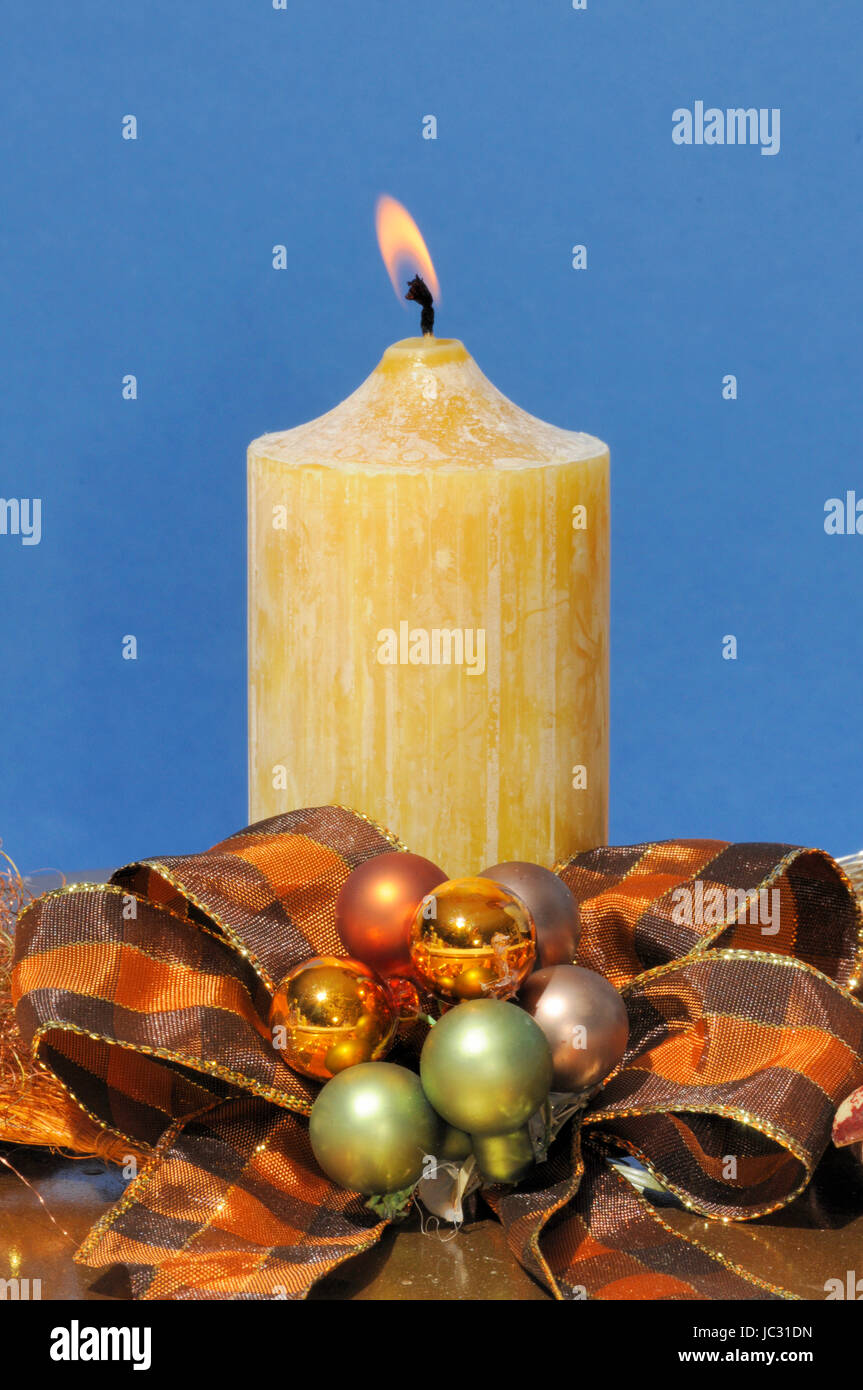 Kerze , licht, wärme, tradition, traditionell, gelb, brennend, Feuer 
