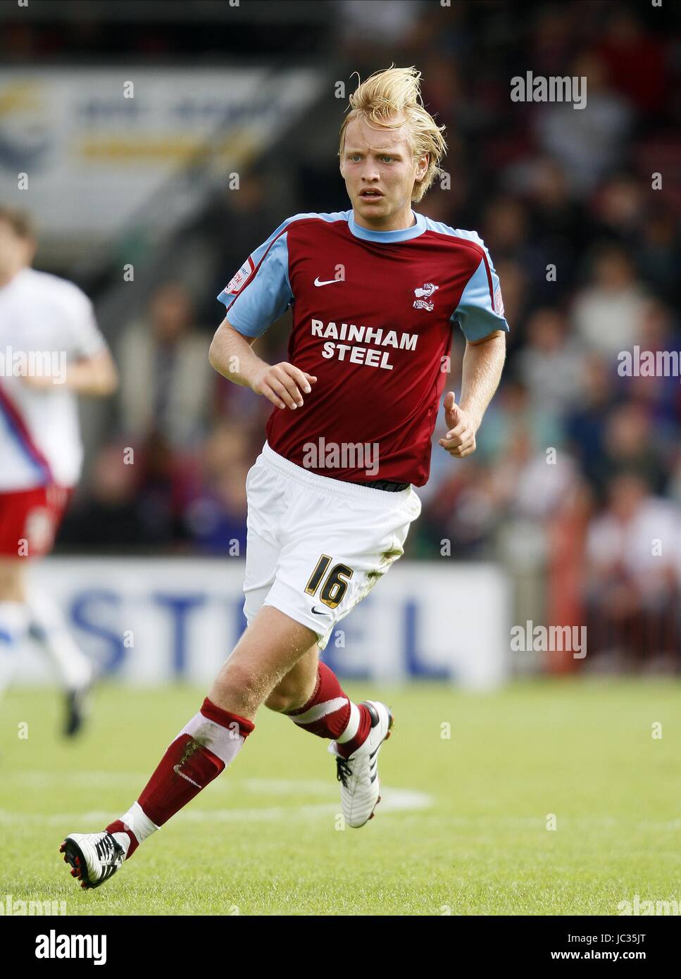 JOSH WRIGHT SCUNTHORPE UNITED FC SCUNTHORPE UNITED FC RUE GLANFORD PARK SCUNTHORPE ANGLETERRE 28 Août 2010 Banque D'Images