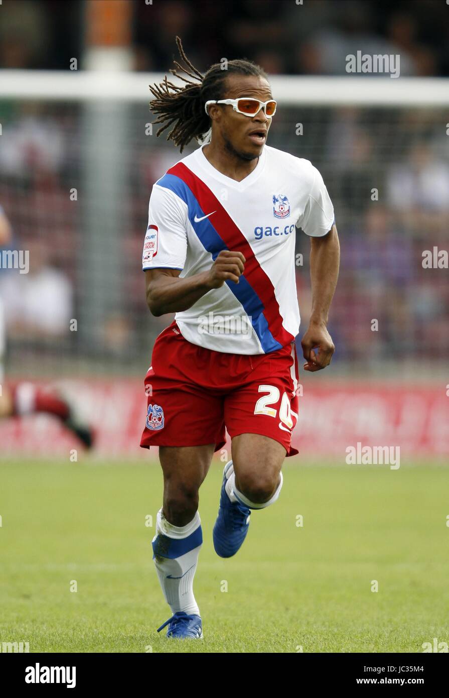 EDGAR DAVIDS CRYSTAL PALACE CRYSTAL PALACE FC FC RUE GLANFORD PARK SCUNTHORPE ANGLETERRE 28 Août 2010 Banque D'Images