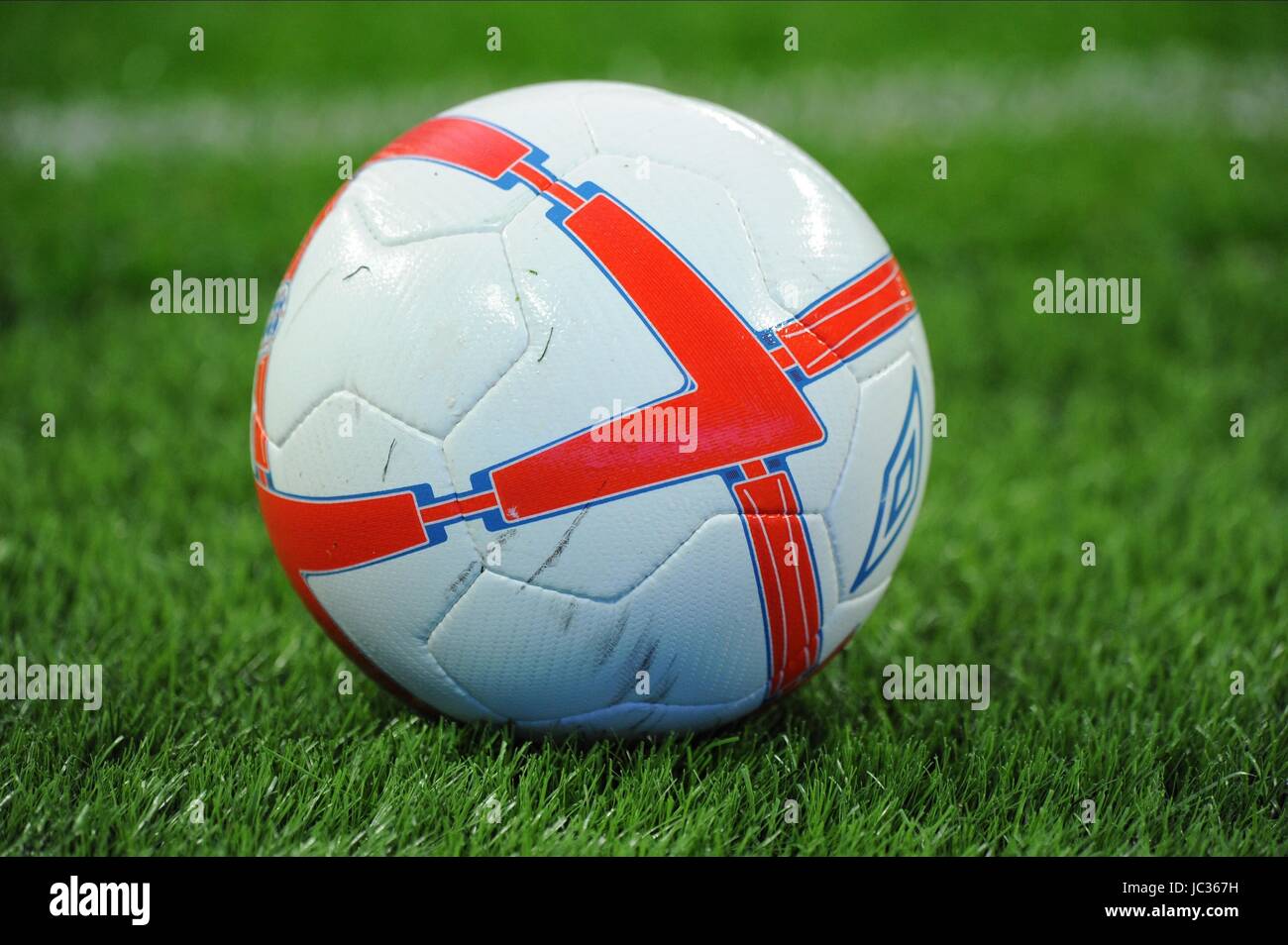 Angleterre UMBRO BALL L'ANGLETERRE V LA BULGARIE AU STADE DE WEMBLEY Londres Angleterre 03 Septembre 2010 Banque D'Images