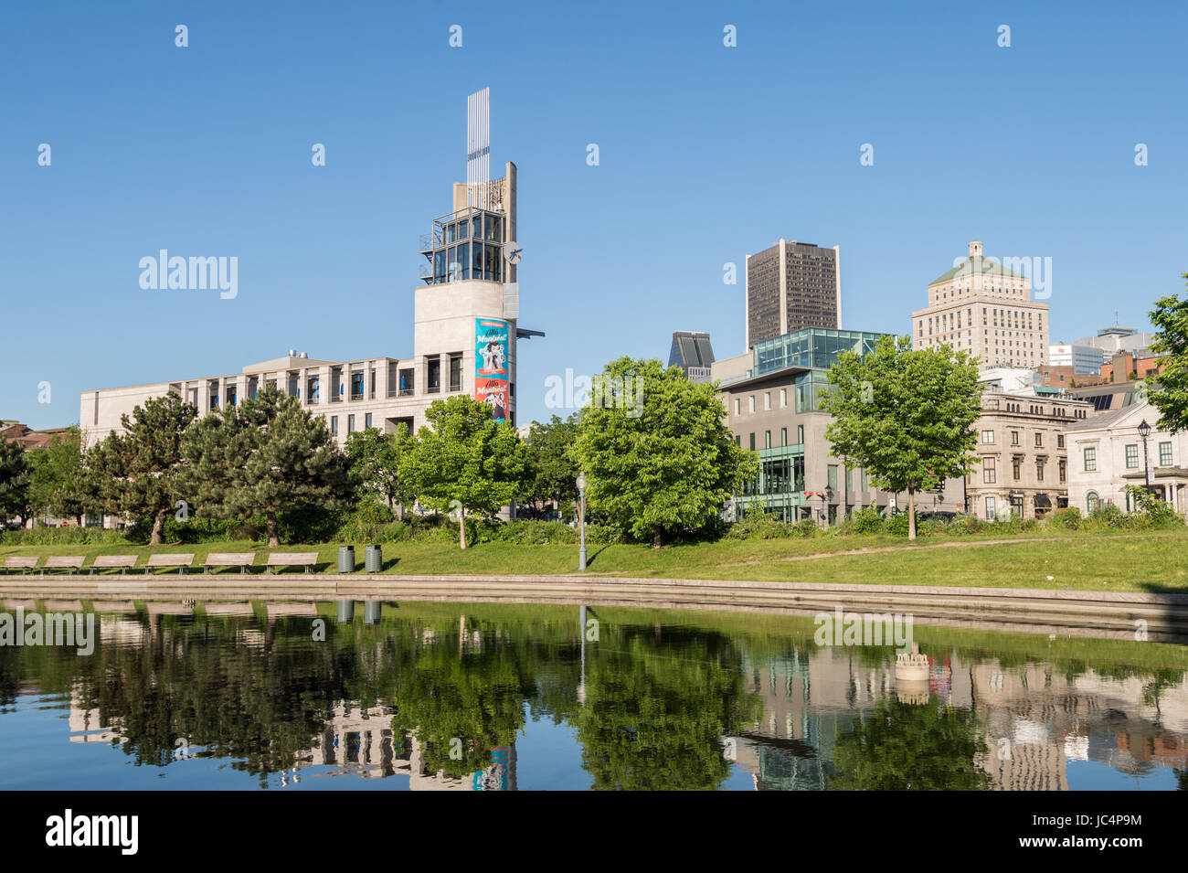 Montréal, Canada - 10 juin 2017 : Pointe-a-Calliere Museum dans le Vieux-Port de Montréal Banque D'Images