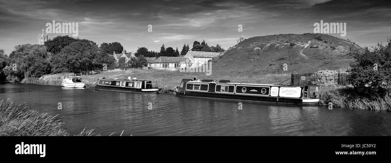 15-04 sur le site du château de Fotheringhay, rivière Nene, village Fotheringhay, Northamptonshire, England, UK Banque D'Images