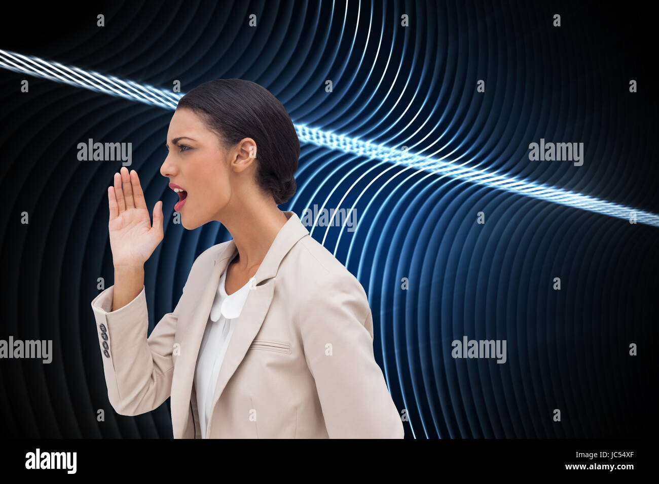 Composite image of confident businesswoman appelant à quelqu'un Banque D'Images