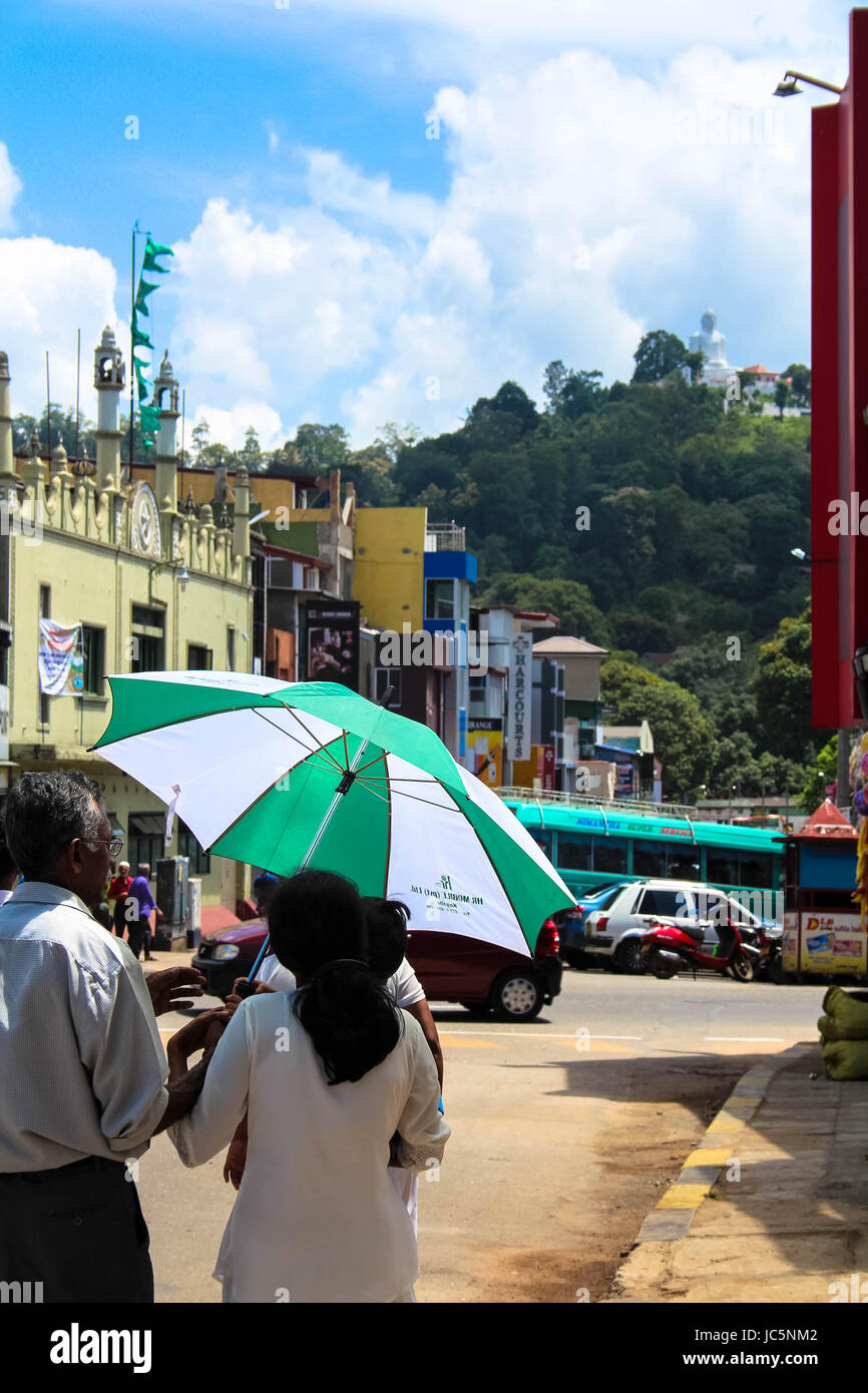 Poya day à Kandy au Sri Lanka Banque D'Images