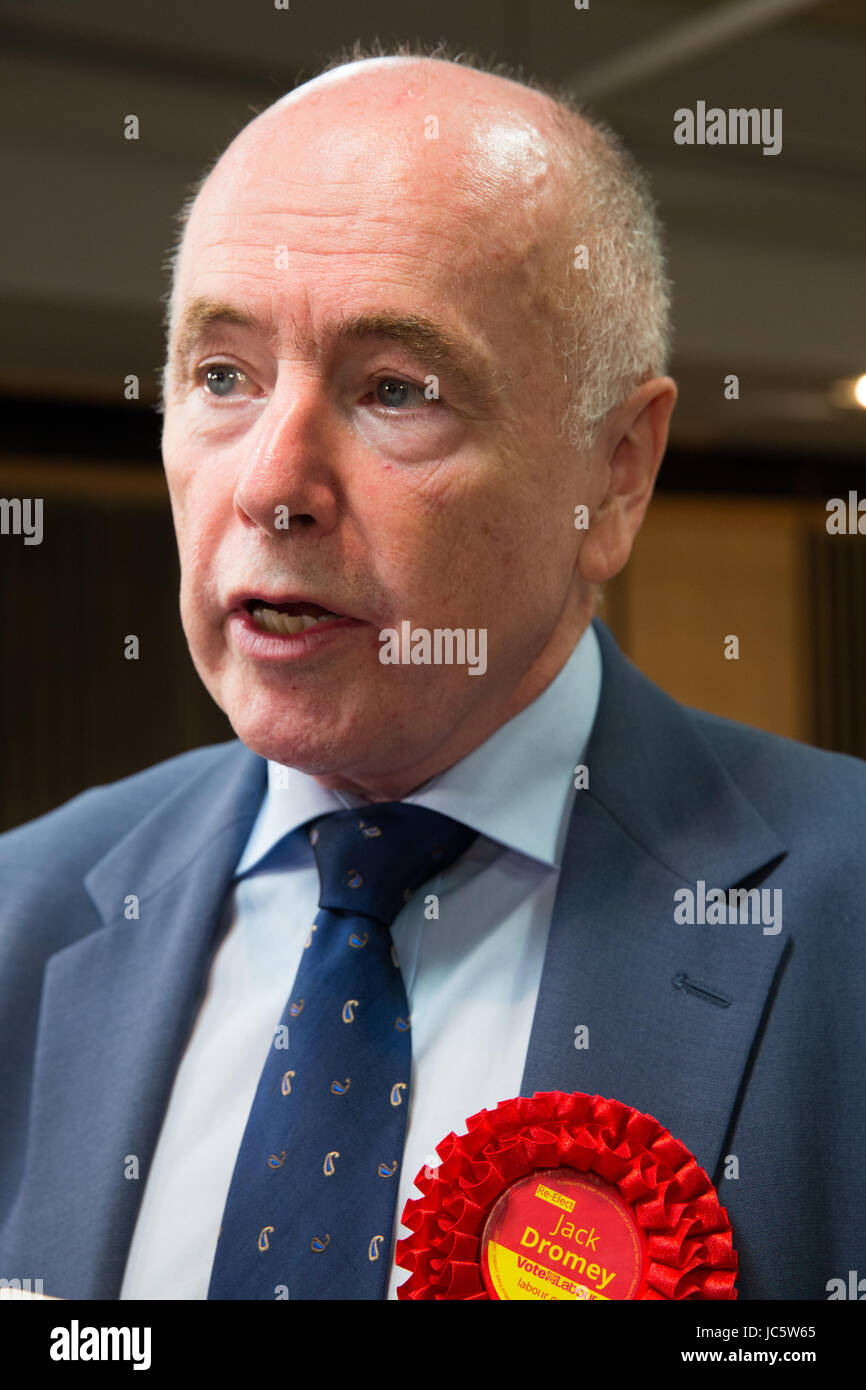 Jack DROMEY MP pour la main-d'Erdington conservant son siège à l'élection générale de 2017 Banque D'Images