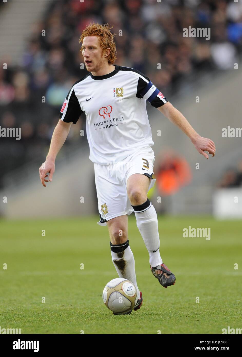 DEAN LEWINGTON MK DONS STADE FC MK MILTON KEYNES EN ANGLETERRE Le 02 janvier 2010 Banque D'Images