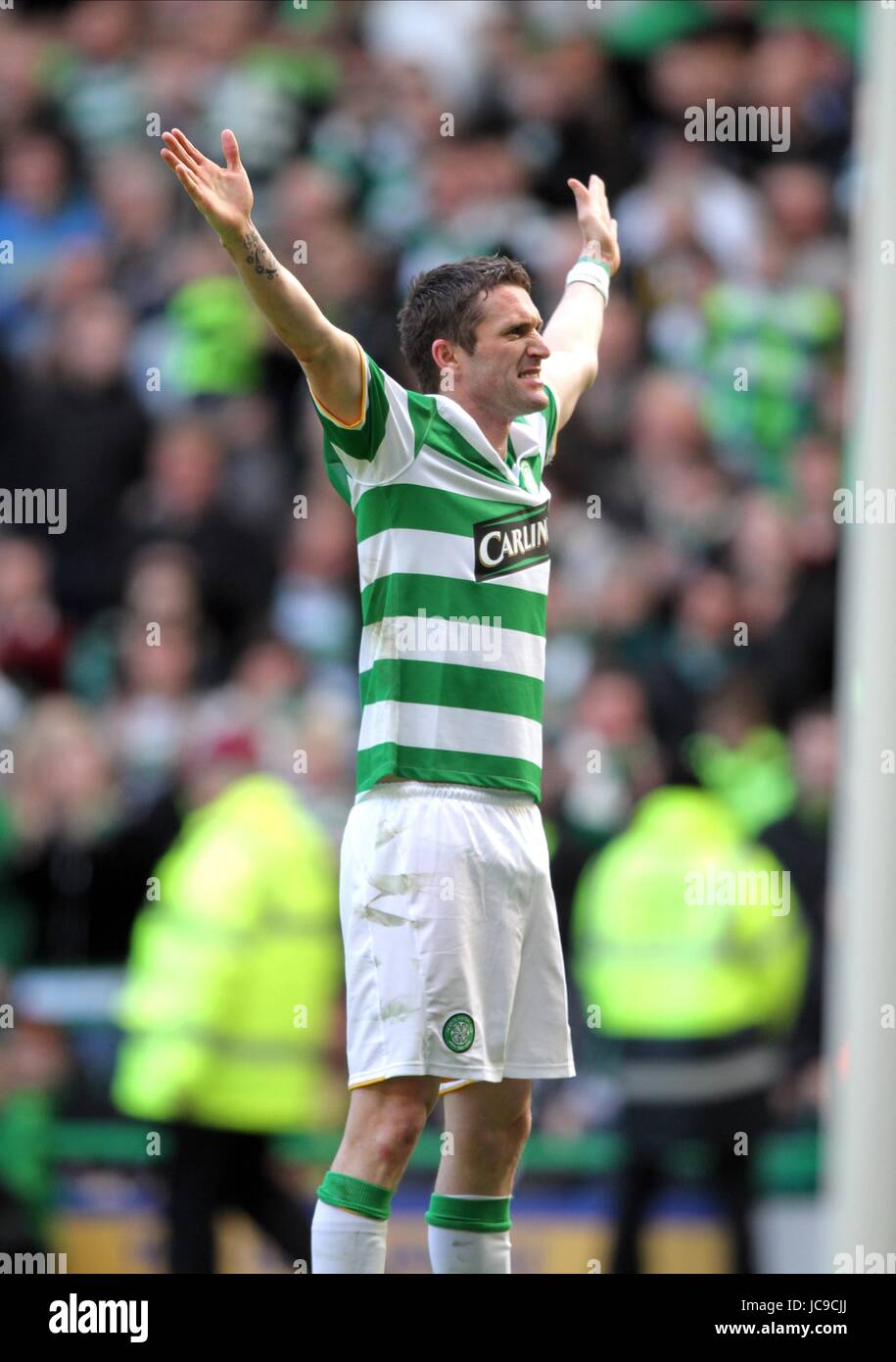 ROBBIE KEANE CÉLÈBRE CELTIC V ST JOHNSTONE.Celtic Park Glasgow Ecosse 20 Mars 2010 Banque D'Images