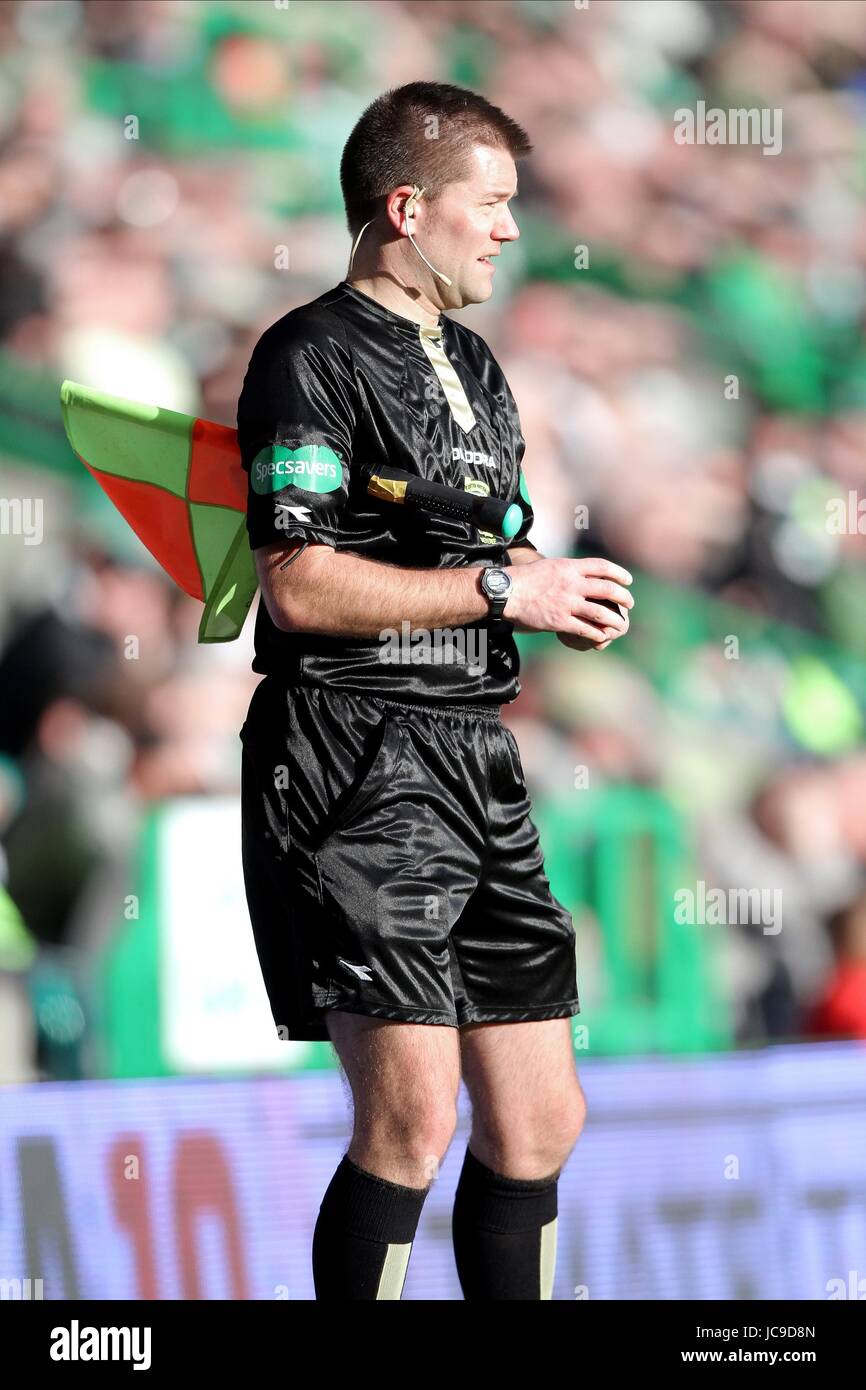 Juge ou arbitre assistant CELTIC V ST JOHNSTONE.Celtic Park Glasgow Ecosse 20 Mars 2010 Banque D'Images