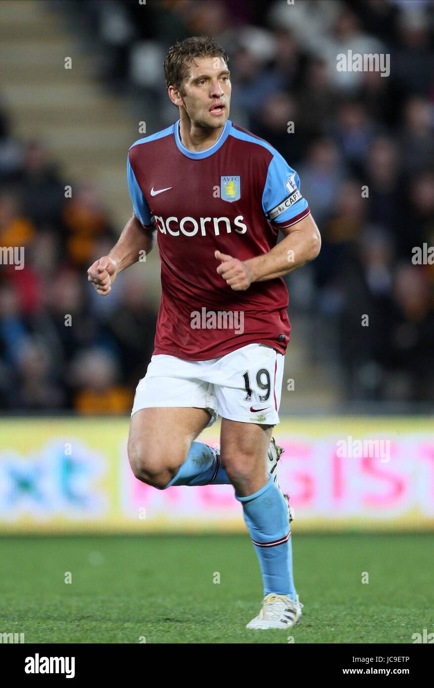 STILIYAN PETROV ASTON VILLA ASTON VILLA FC FC Stade KC HULL ANGLETERRE 21 Avril 2010 Banque D'Images