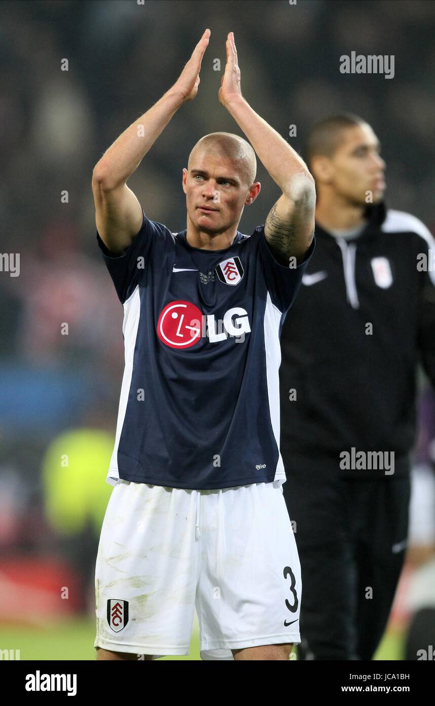 PAUL KONCHESKY FC Fulham FC Fulham HSH NORDBANK ARENA HAMBURG ALLEMAGNE 12 Mai 2010 Banque D'Images