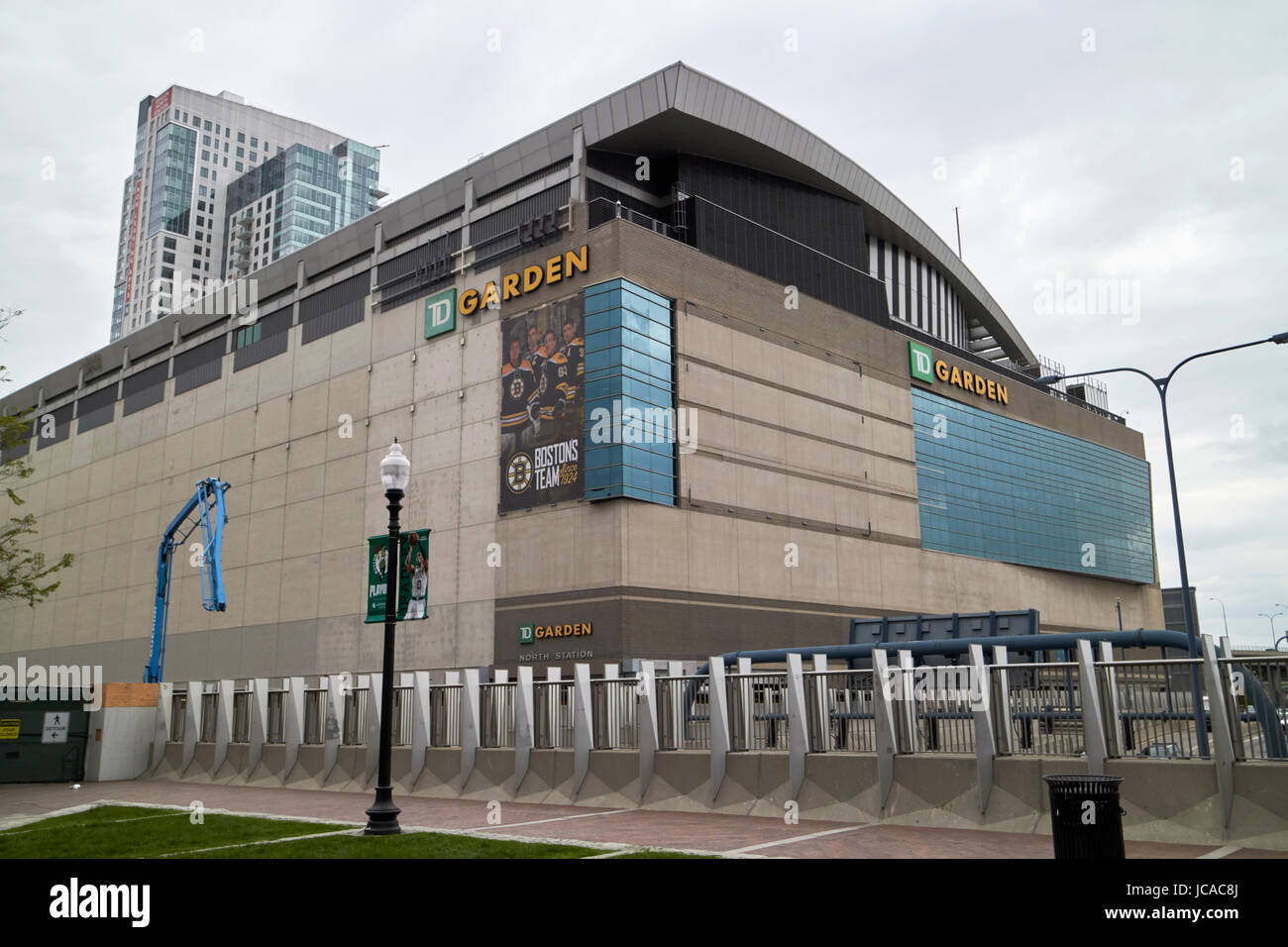 TD Garden Arena accueil pour les Bruins de Boston et les Boston Celtics Boston USA Banque D'Images