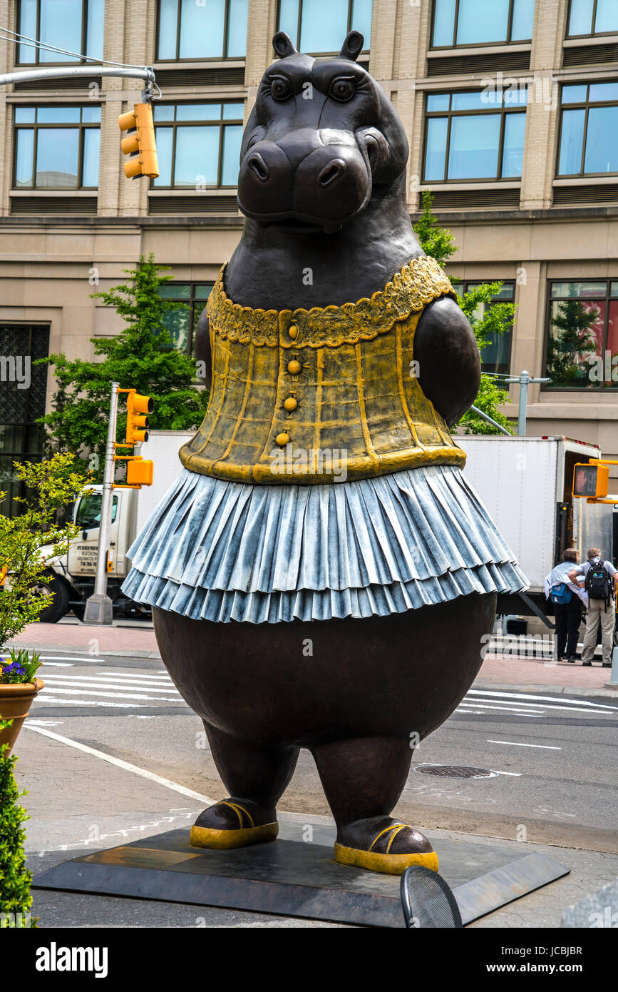 Hippopotame ballerine sculpture dans Manhattan New York Banque D'Images